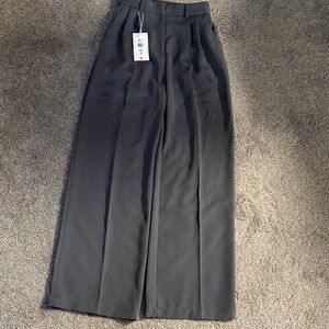 Chic Gray Wide-Leg Pants